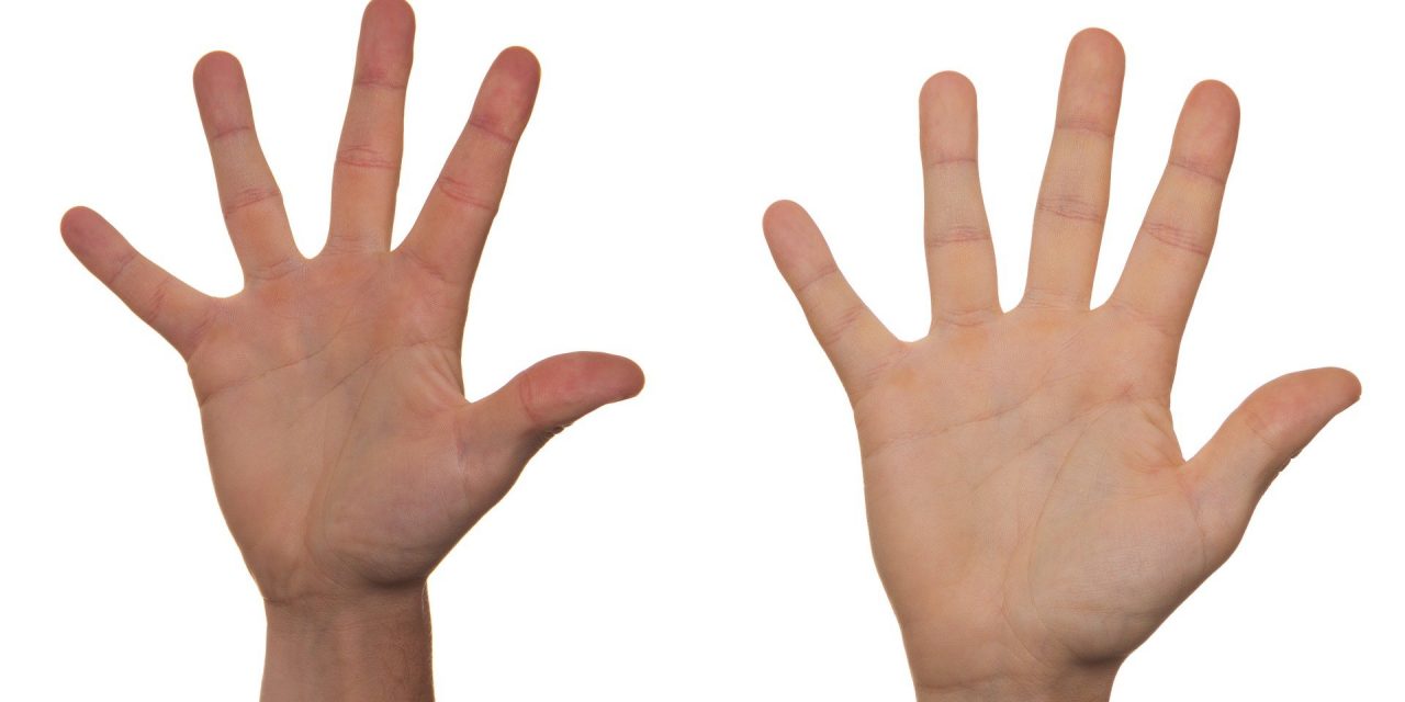 Почему горит ладошка. Круг из большого и указательного пальца. Распространённые руки. Порезать указательный палец на левой руке примета. Волна пальцами указательным и среднем.